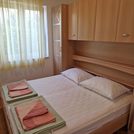 Apartment Zeleni Драмаль Экстерьер фото